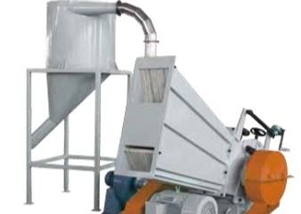 frantoio di plastica del PVC WPC di 35kw 650KG H dei rifiuti speciali lunghi di profilo
