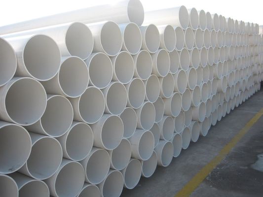 Linea di produzione di plastica del tubo dell'acqua composita del PVC di tre strati