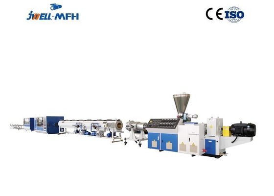 Linea di produzione di plastica del tubo dell'acqua composita del PVC di tre strati