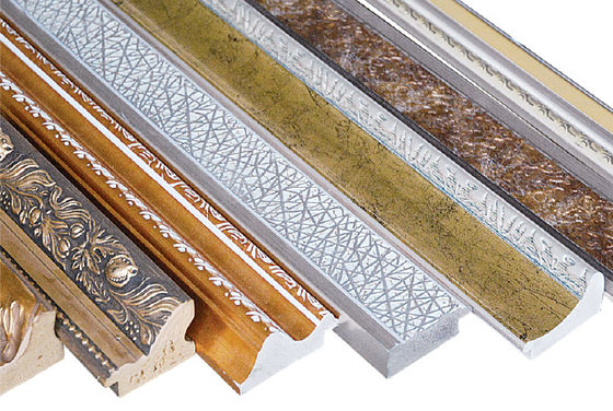 Cornice spumata di plastica di JWELL PS che fa la macchina dell'estrusione di profilo del PVC della macchina
